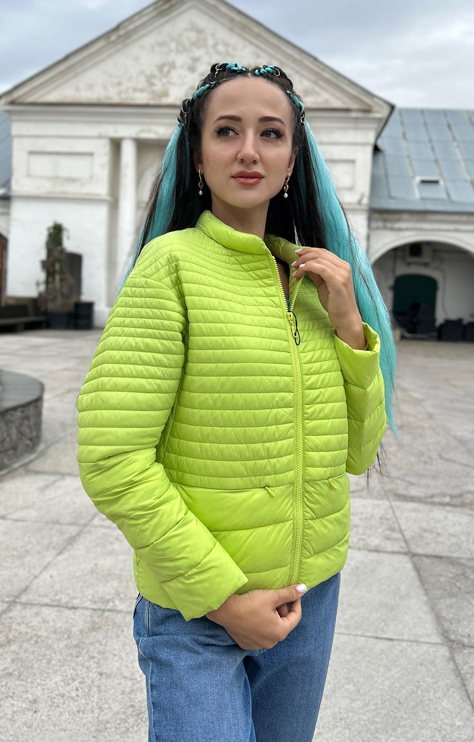 Жіноча демісезонна куртка Miss Sun салатового кольору