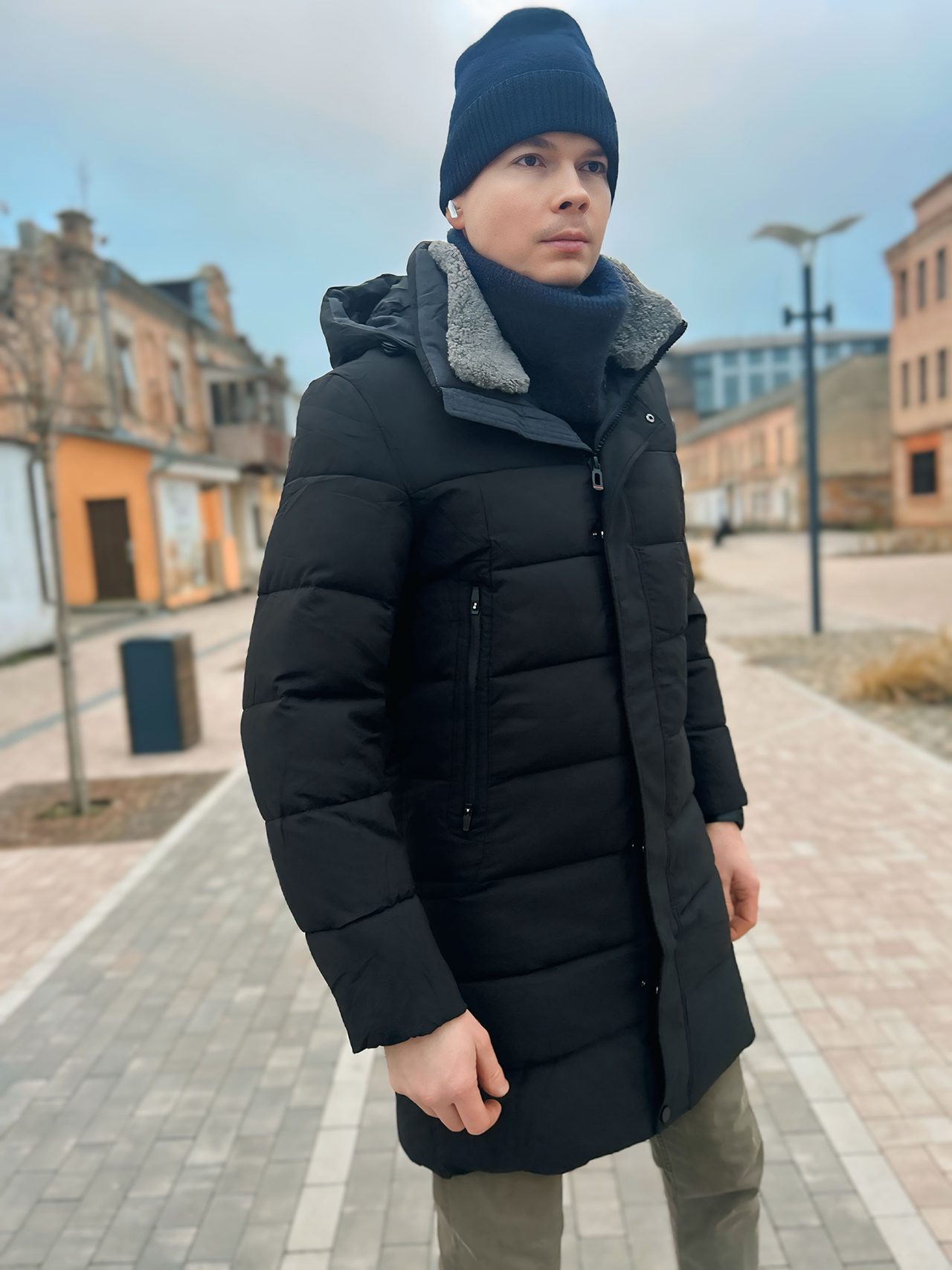 Чоловічий пуховик довгий чорний San Crony з капюшоном зі штучним мехом на комірі, що відстібається - Зображення 5