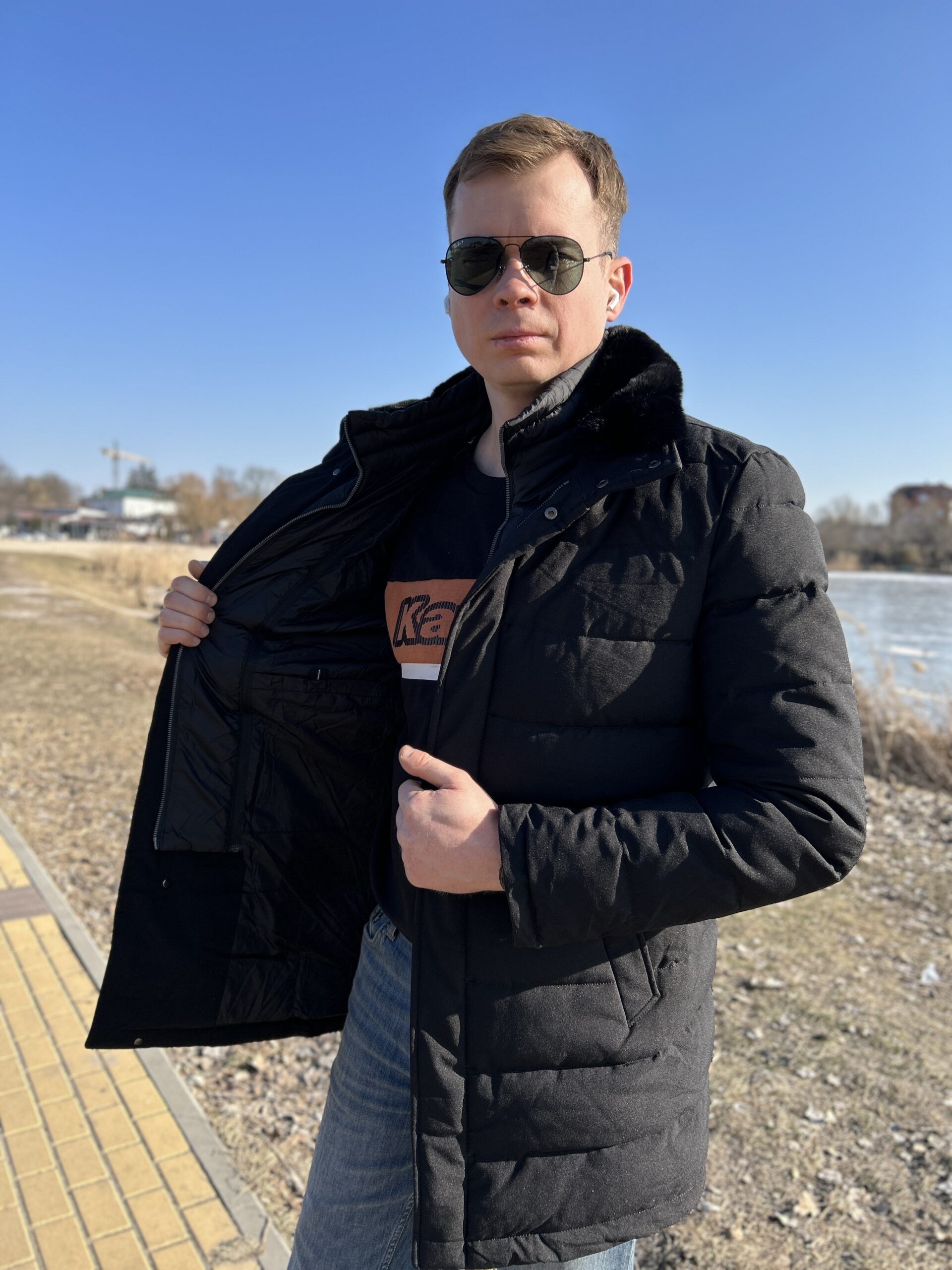 Чоловічий пуховик San Crony чорний: комфорт та стиль для зими, з'ємне хутро натуральний бобрик - Зображення 3